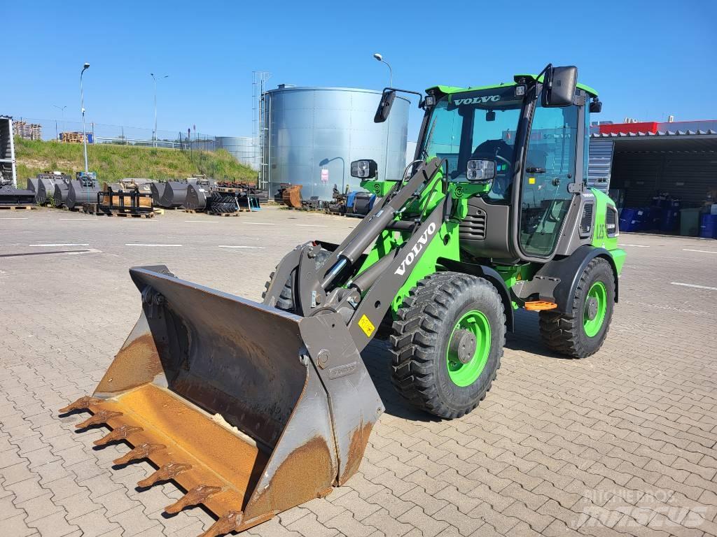 Volvo JL25H ELECTRIC Kolesni nakladalci