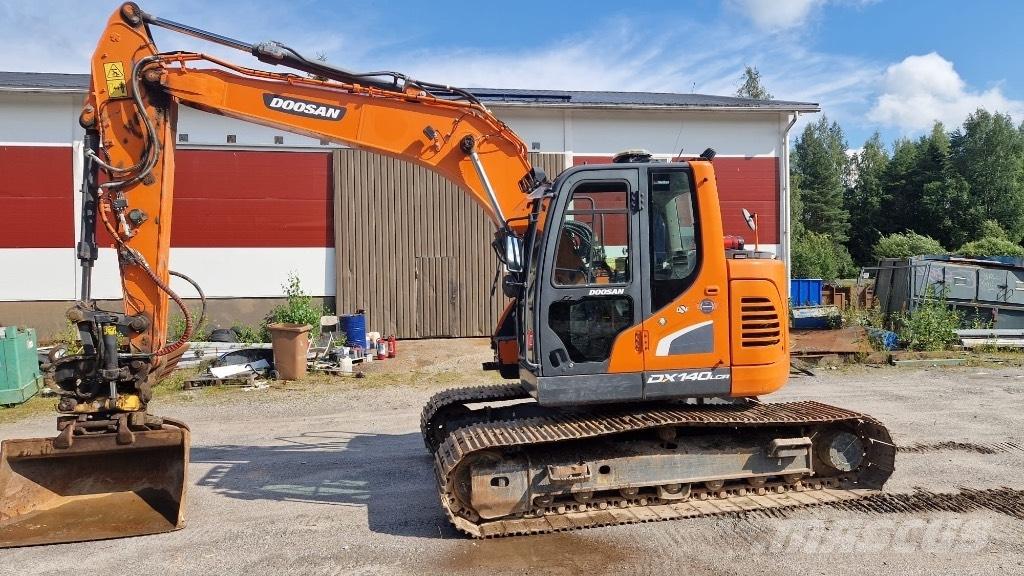 Doosan DX 140 LCR Bagri goseničarji