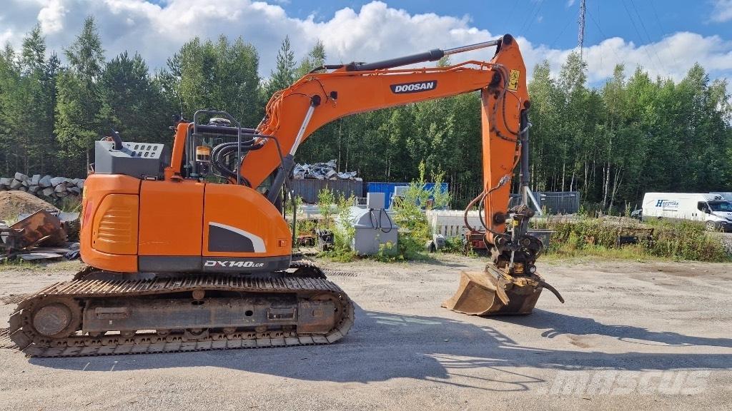 Doosan DX 140 LCR Bagri goseničarji