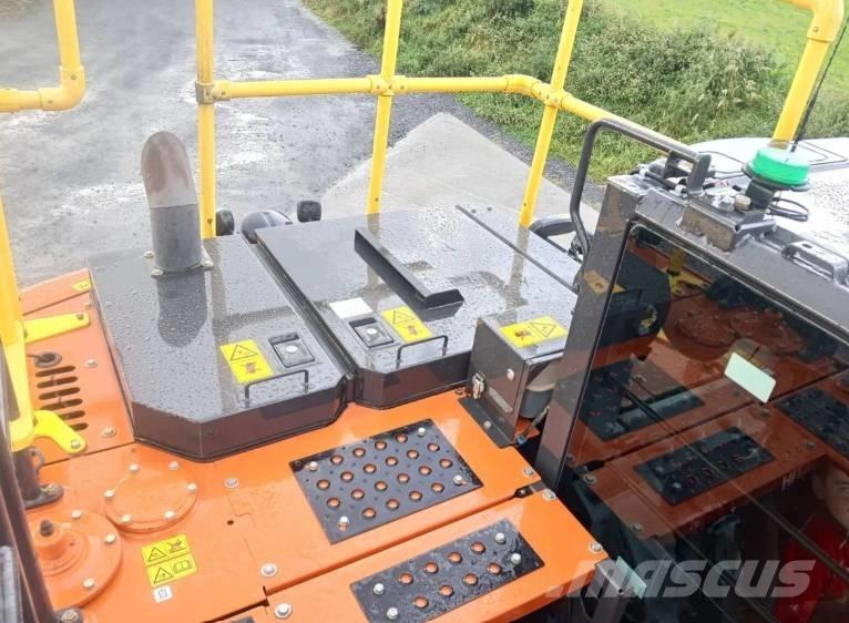 Hitachi ZX 130LCN Bagri goseničarji