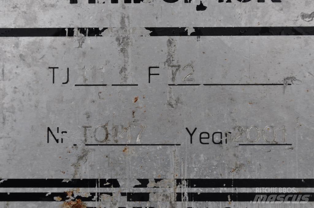 TJ 111 F72 Žerjavi za debla