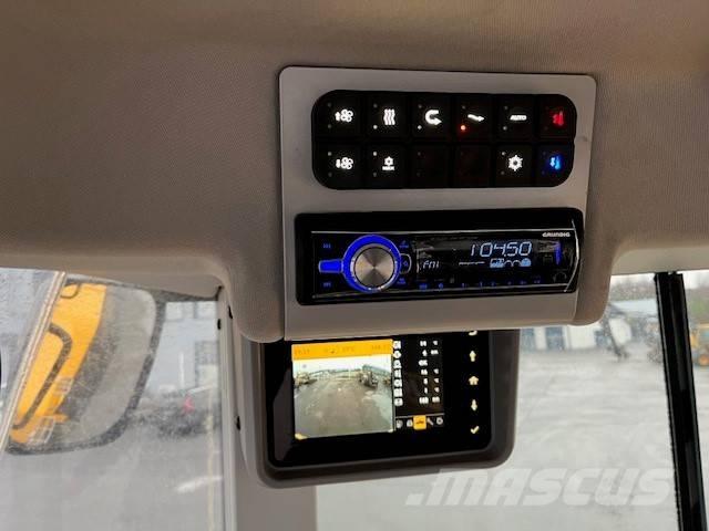 JCB 457 Kolesni nakladalci