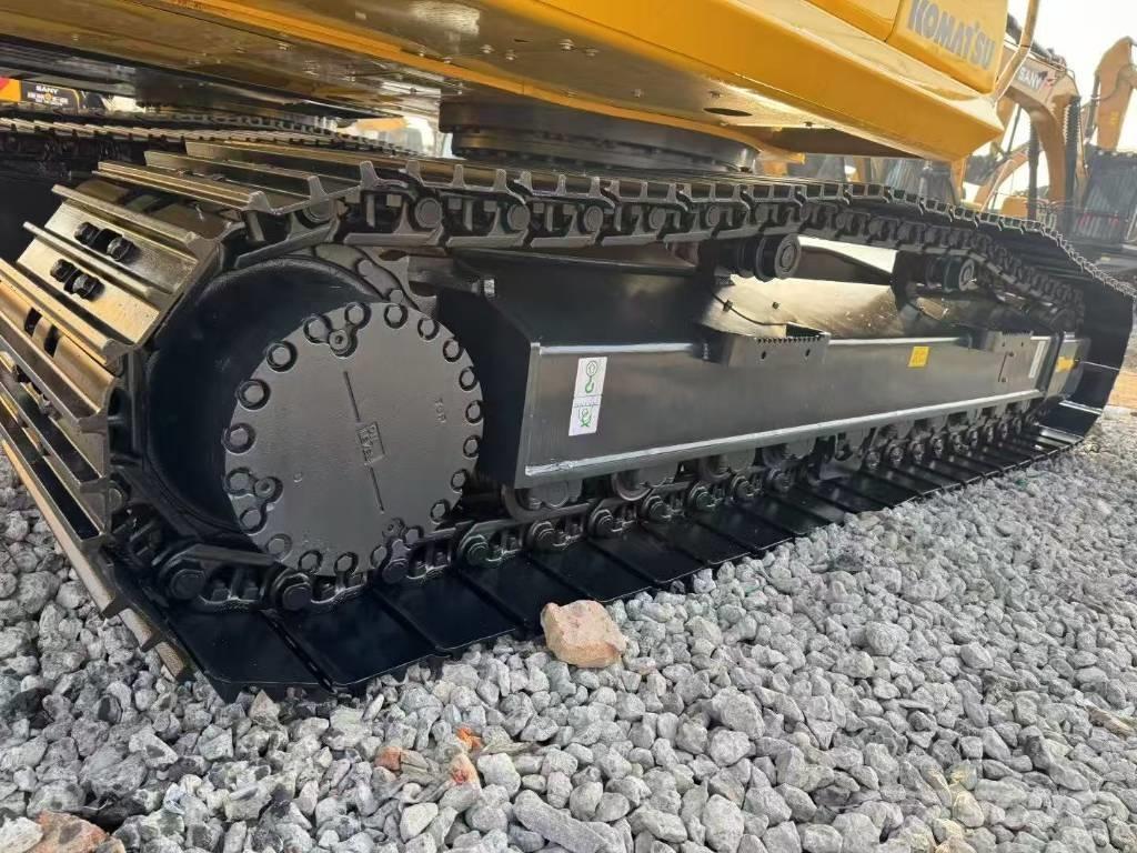 Komatsu 240-8N1 Bagri goseničarji