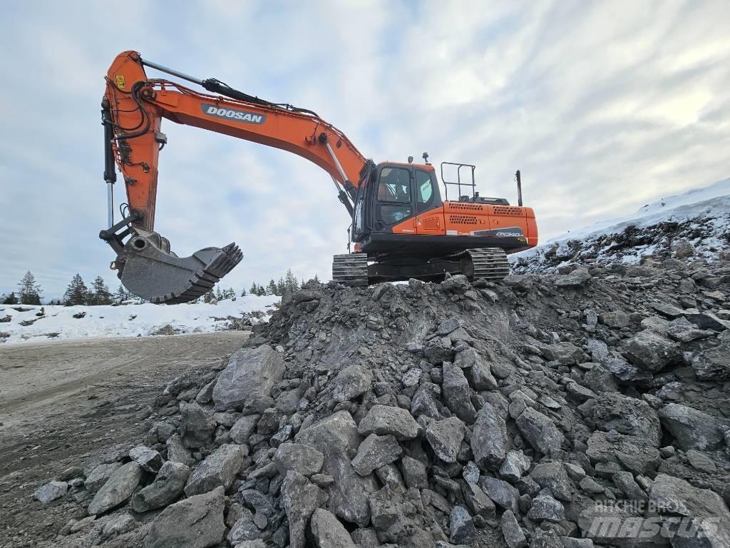 Doosan DX 340 LC Bagri goseničarji