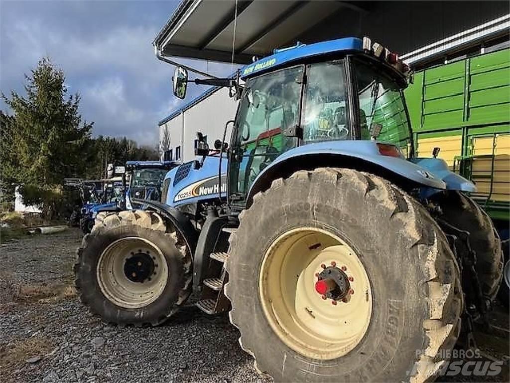 New Holland TG255 Traktorji