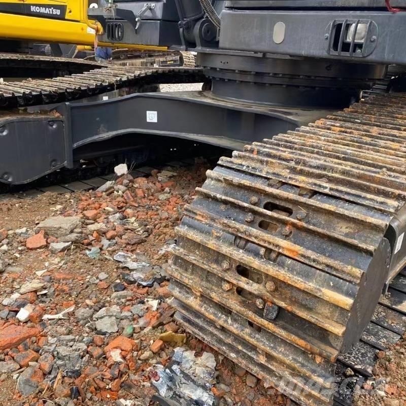 Volvo EC 240 Bagri goseničarji