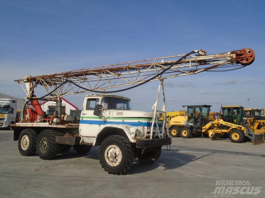 ZIL 6×6 Mobilni vrtalni tovornjaki