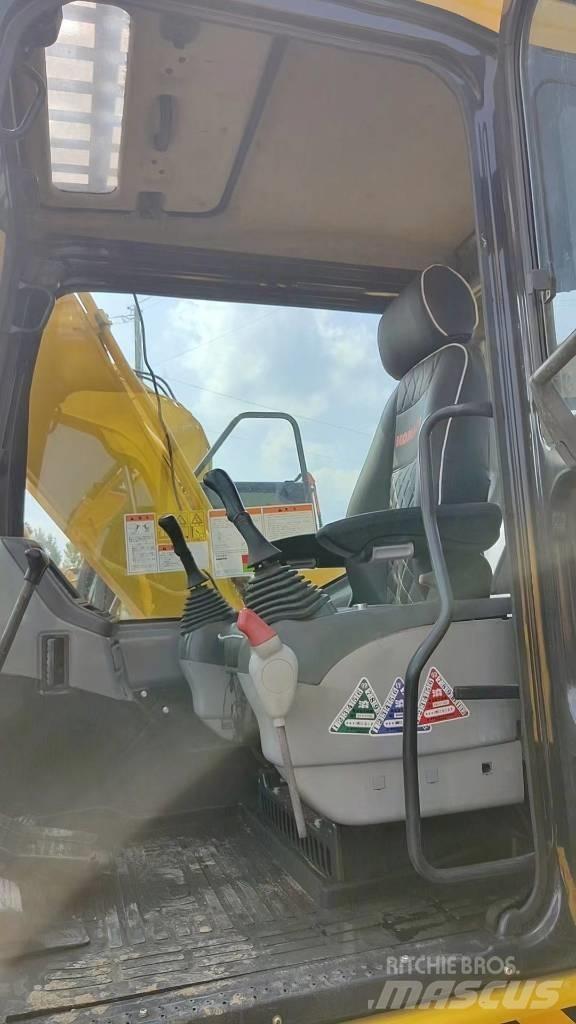 Komatsu PC 130 Bagri goseničarji