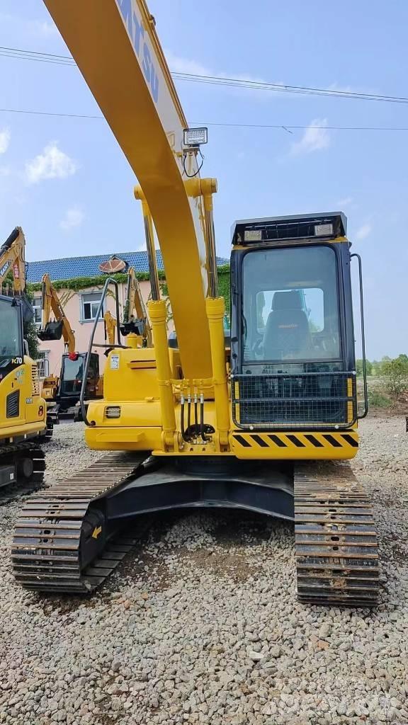 Komatsu PC 130 Bagri goseničarji