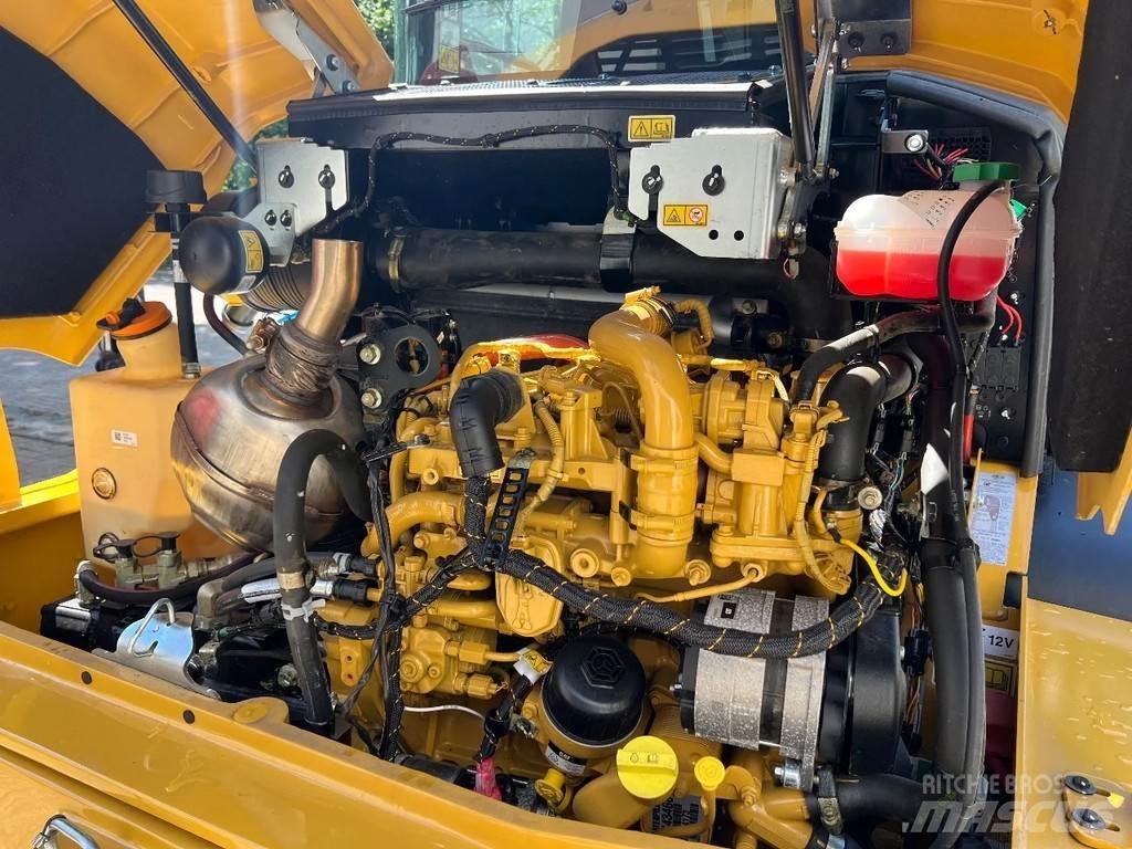 CAT 908 Next gen Kolesni nakladalci