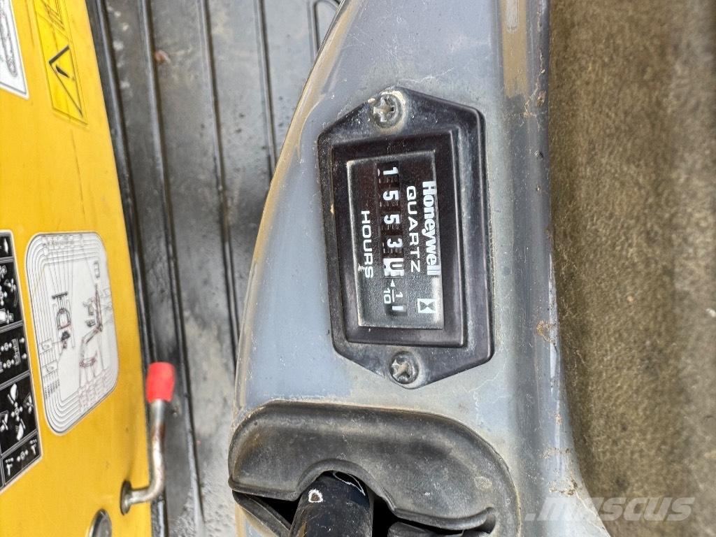 Yanmar SV08 (1C171) Mini bagri <7t