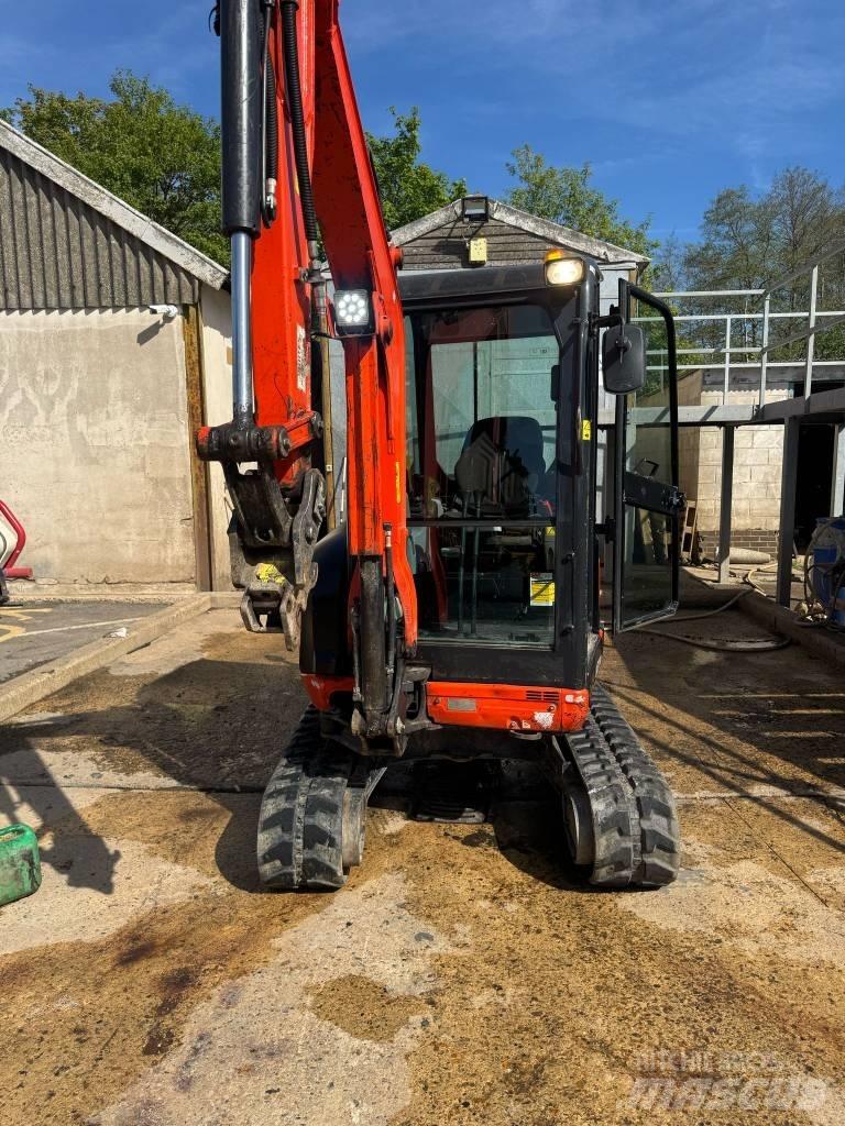 Kubota U 27-4 Mini bagri <7t