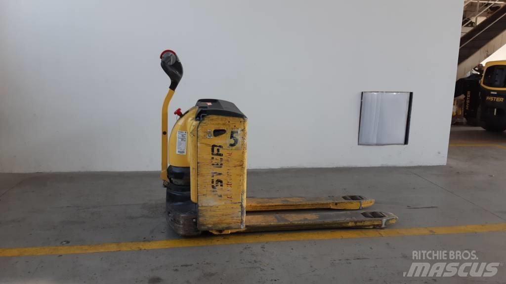 Hyster P2.0L Električni nizko dvižni viličar