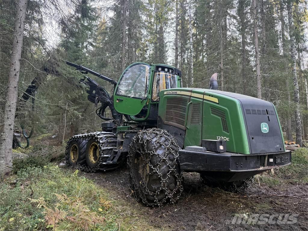 John Deere 1270E Harvesterji