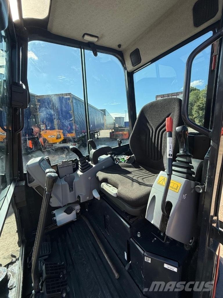 Kubota U 27-4 Mini bagri <7t
