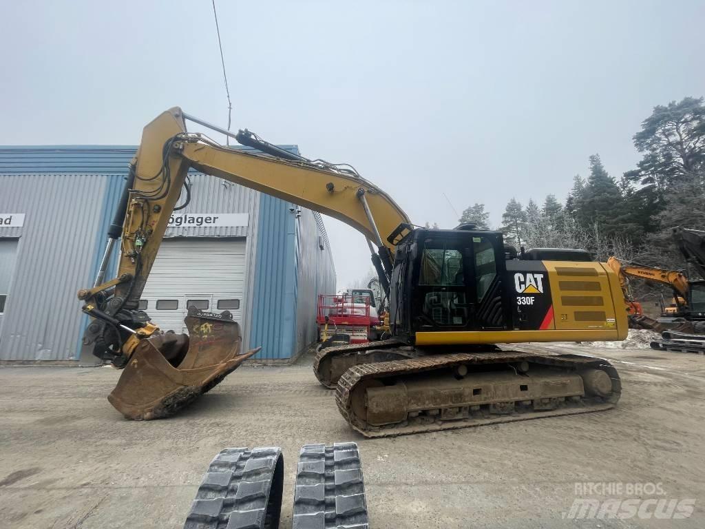 CAT 330 Bagri goseničarji