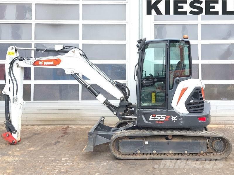 Bobcat E 55 z Mini bagri <7t
