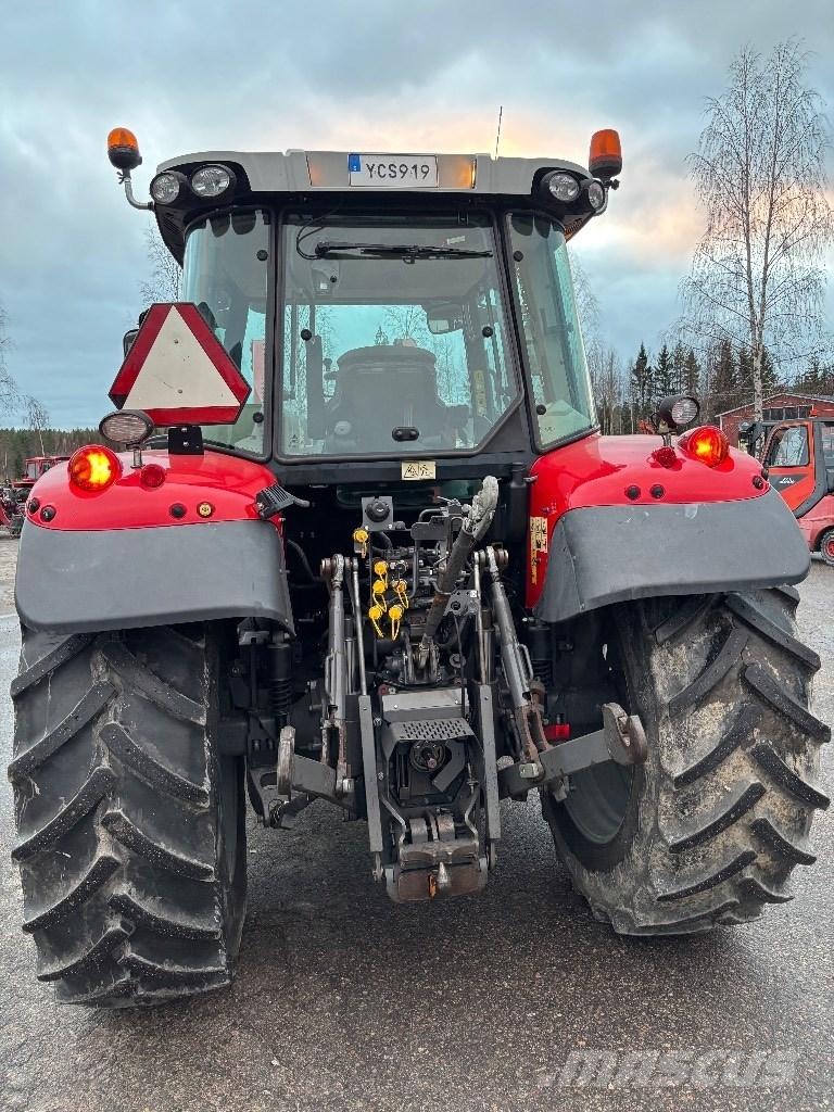 Massey Ferguson 5610 Traktorji