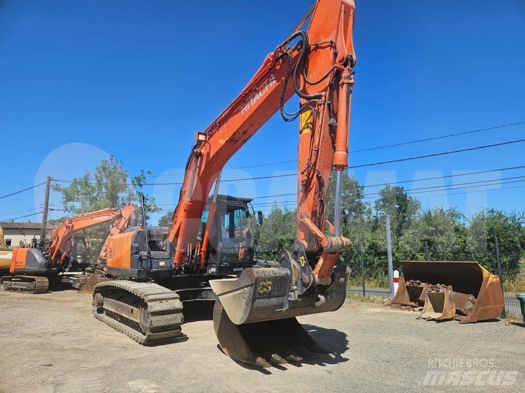 Hitachi ZX 210 LC Bagri goseničarji