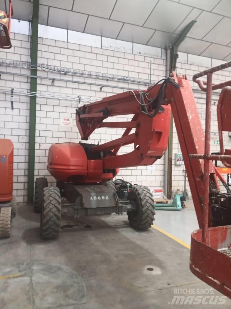 Manitou 160 ATJ Zglobne dvižne ploščadi