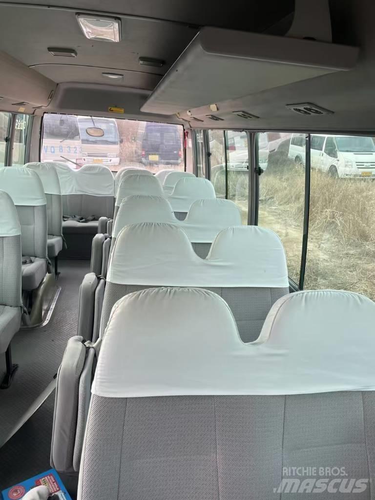 Toyota Coaster Medkrajevni avtobusi