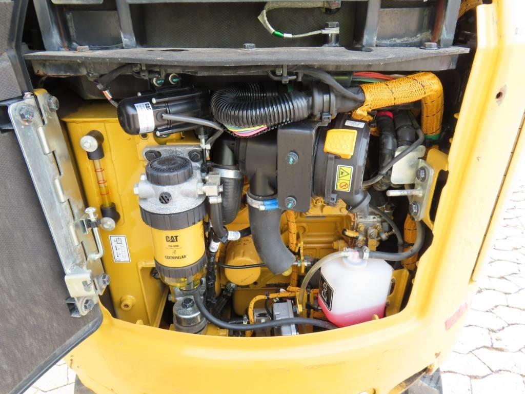 CAT 301.8 Mini bagri <7t
