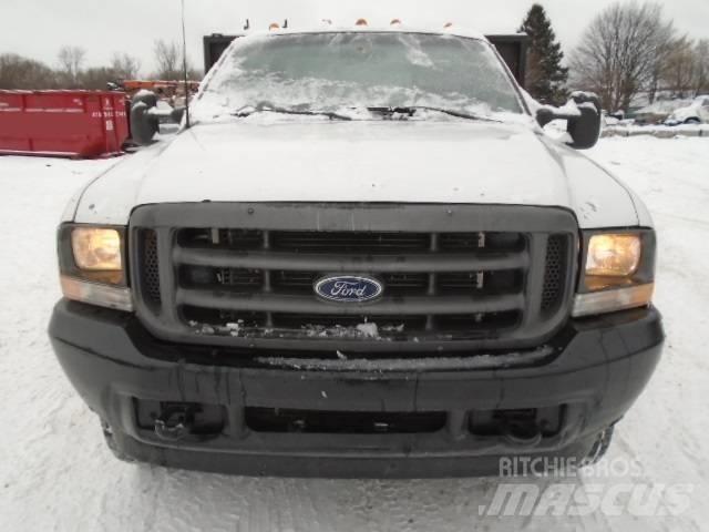 Ford F 550 SD Tovornjaki s kesonom/platojem