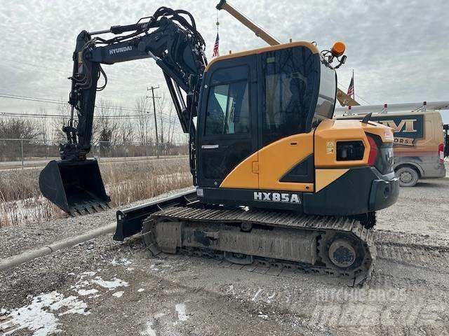Hyundai HX 85A Bagri goseničarji