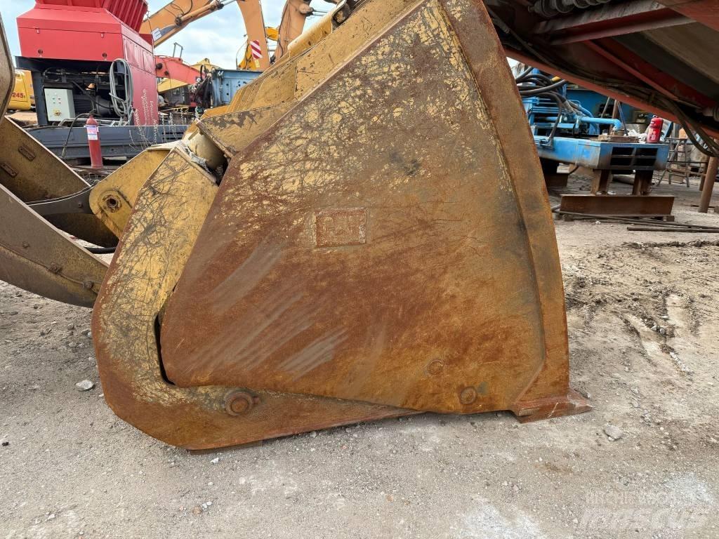 CAT 950 M Kolesni nakladalci