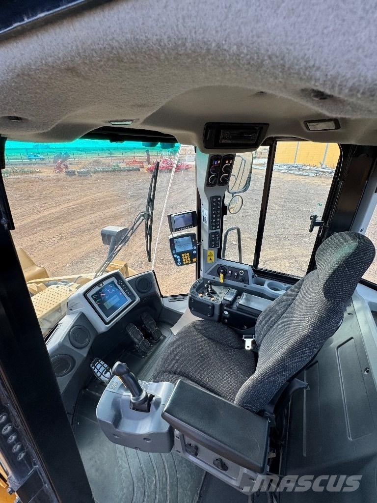 CAT 972 K Kolesni nakladalci