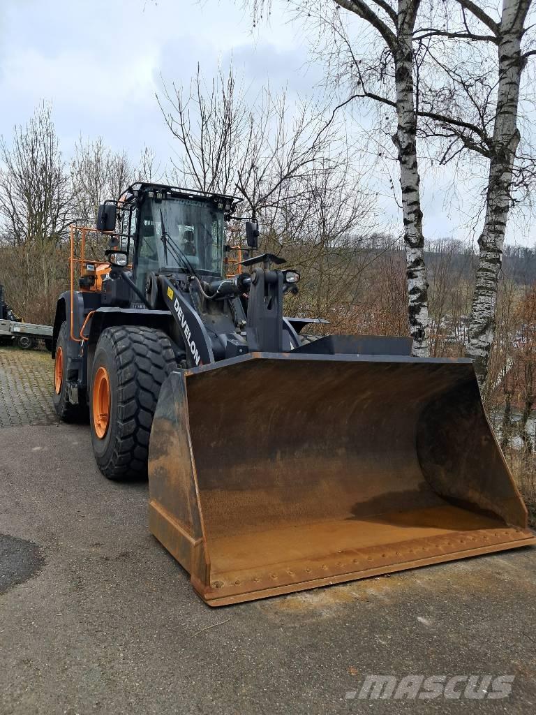 Develon DL 420 CVT-7 Kolesni nakladalci