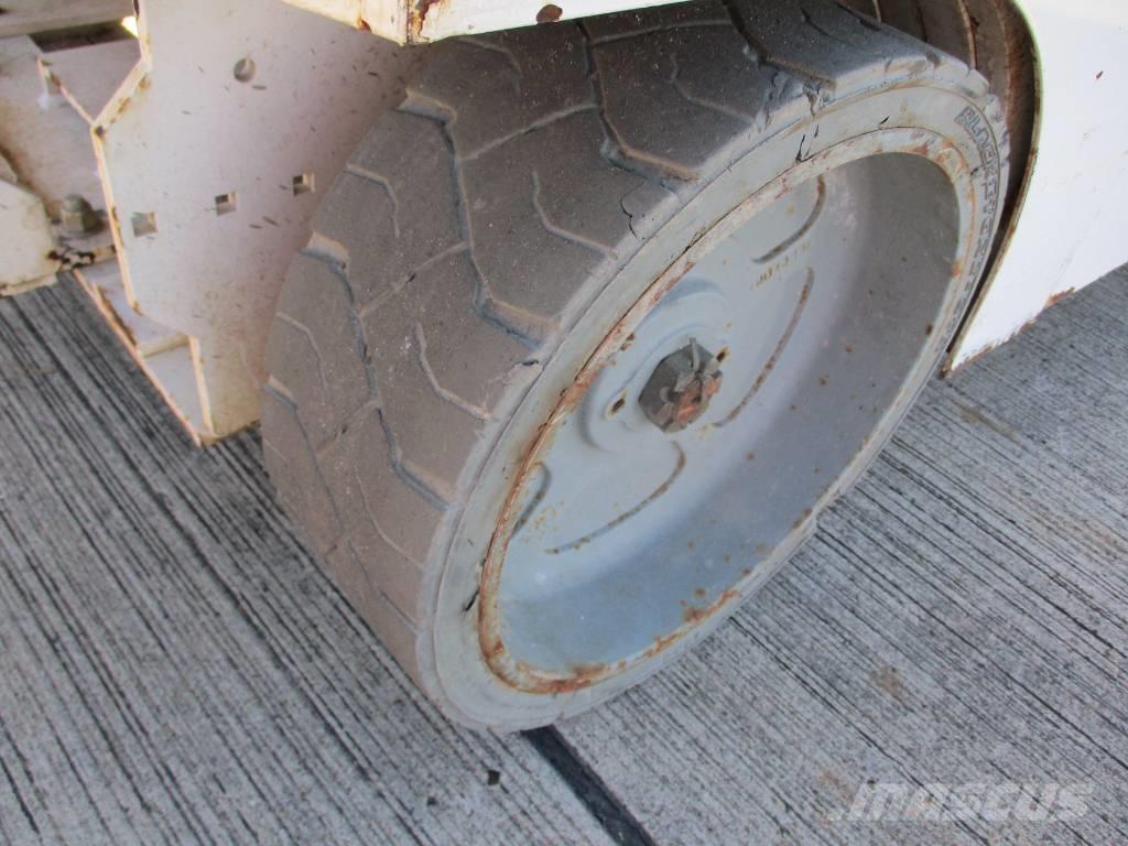 Genie GS 2046 Škarjaste dvižne ploščadi