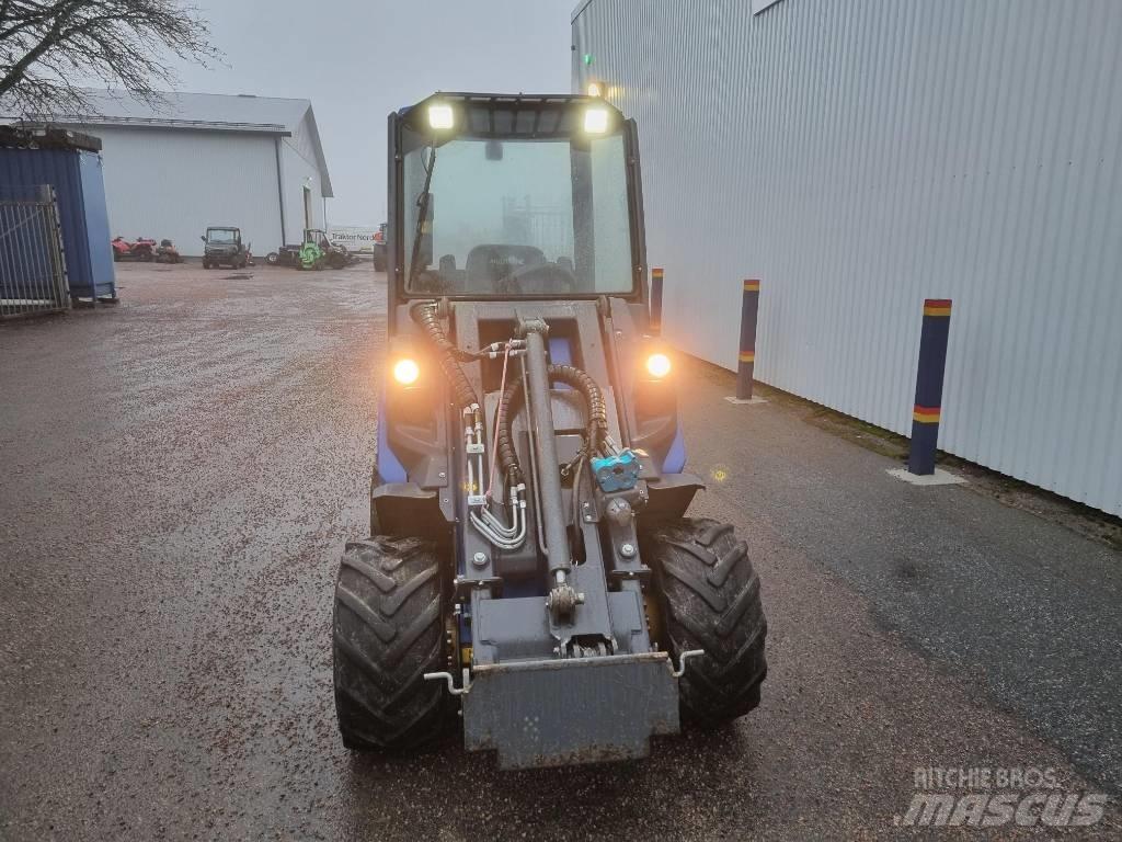 Multione 8.4 Sk Skid steer mini nakladalci