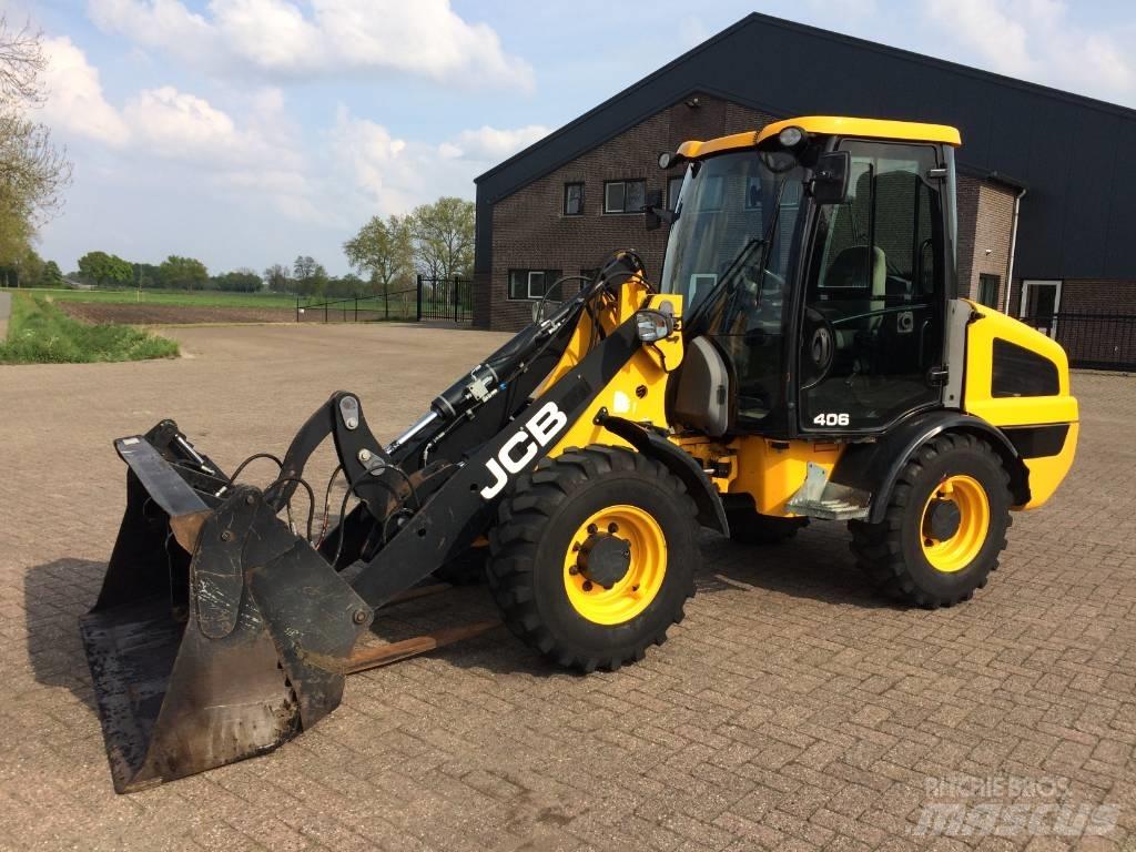 JCB 406 Kolesni nakladalci