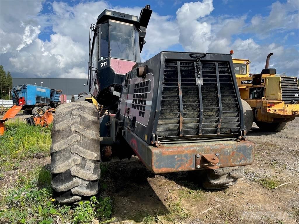 Valmet 911 Harvesterji