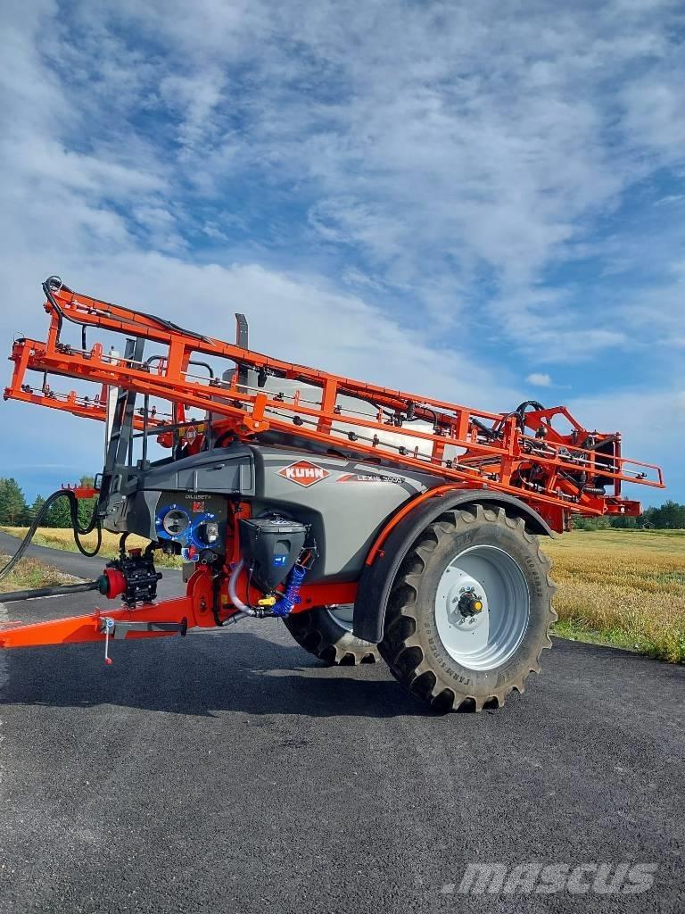 Kuhn Lexis 3000 Vlečne škropilnice