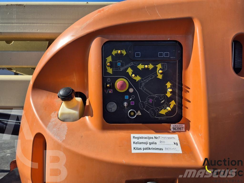 JLG 450 AJ Zglobne dvižne ploščadi