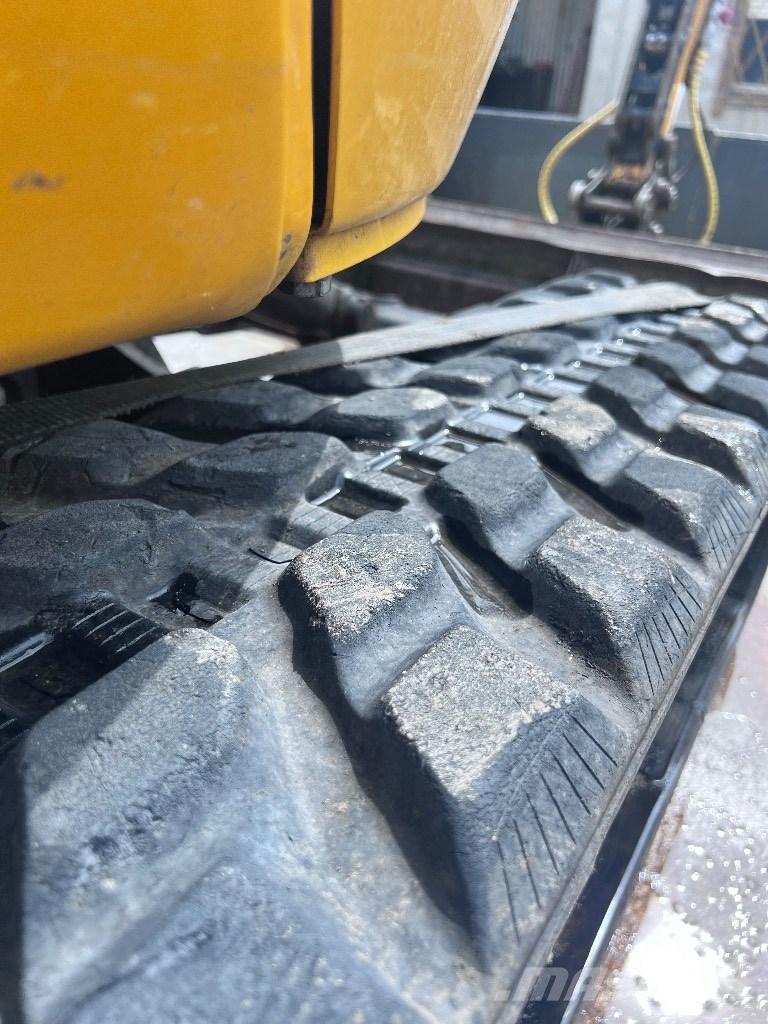 JCB 8035 ZTS Mini bagri <7t