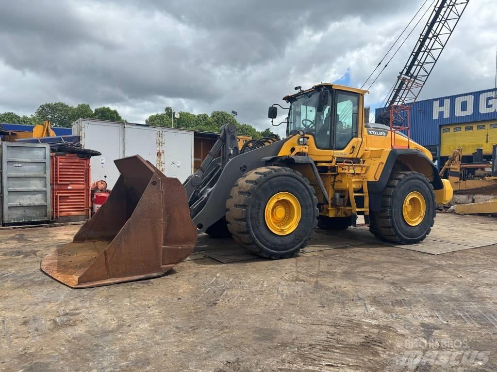 Volvo L 220 H Kolesni nakladalci