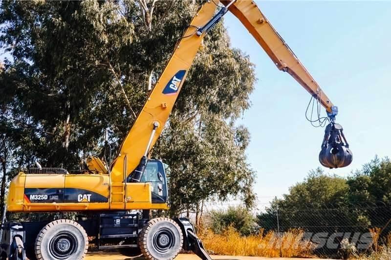 CAT M325 Mini bagri <7t