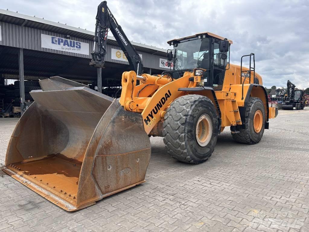 Hyundai HL 975 Kolesni nakladalci