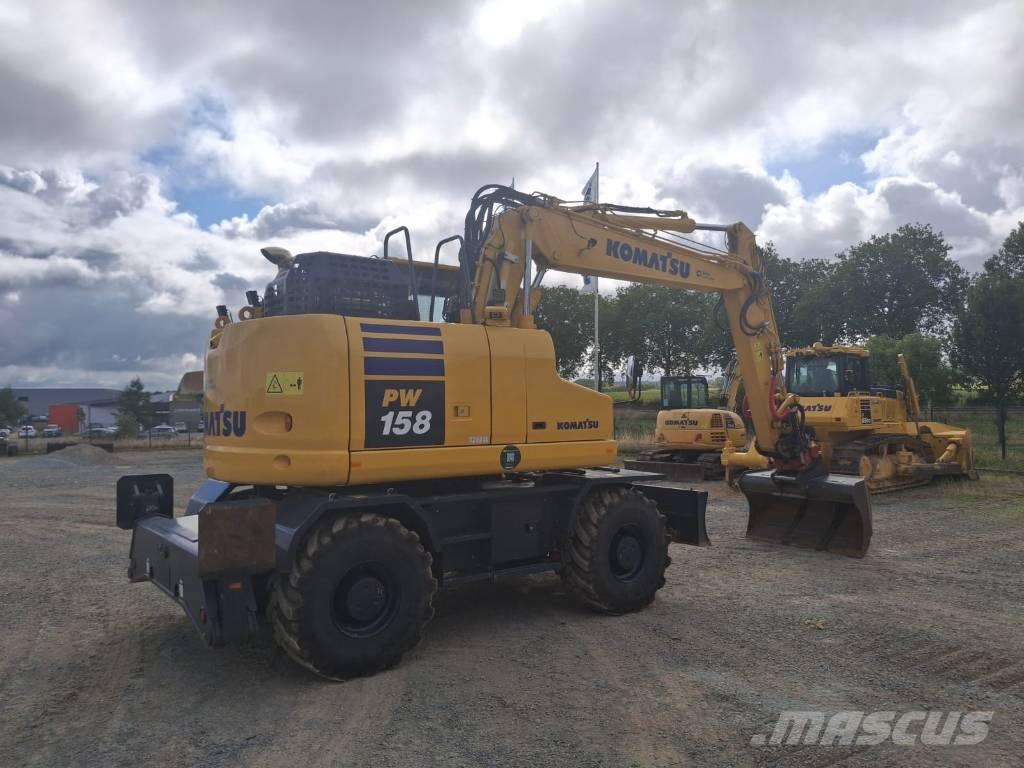 Komatsu PW158-11 Bagri na kolesih