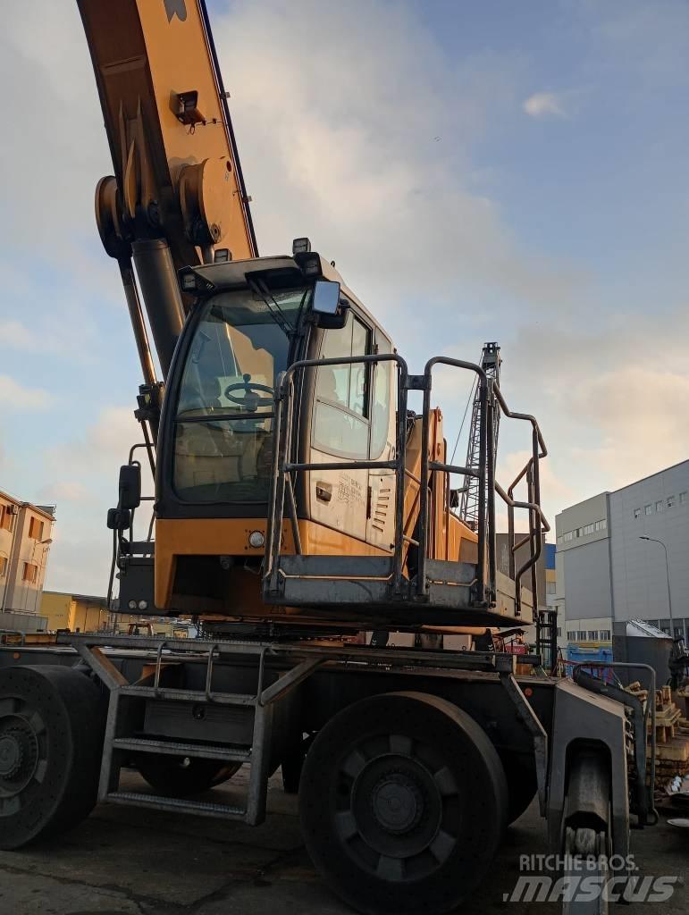 Liebherr LH 60 Bagri za prekladanje primarnih/sekundarnih surovin