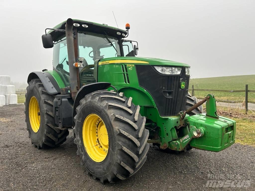 John Deere 7230 R Traktorji