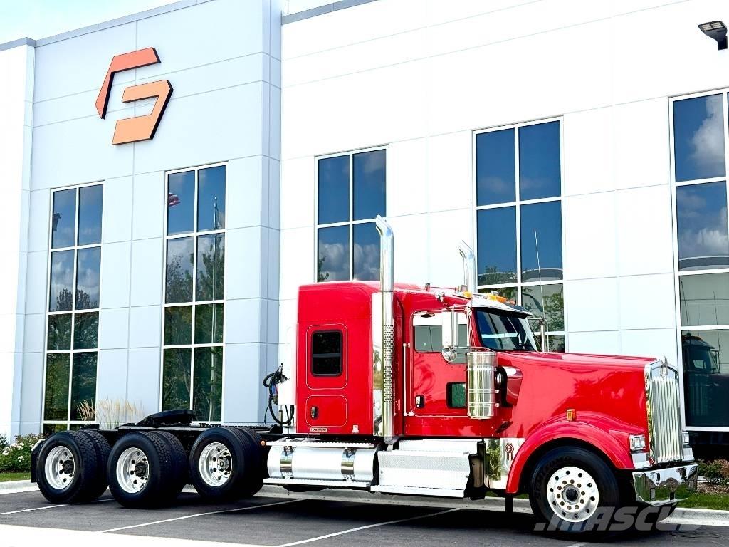 Kenworth W 900 Vlačilci