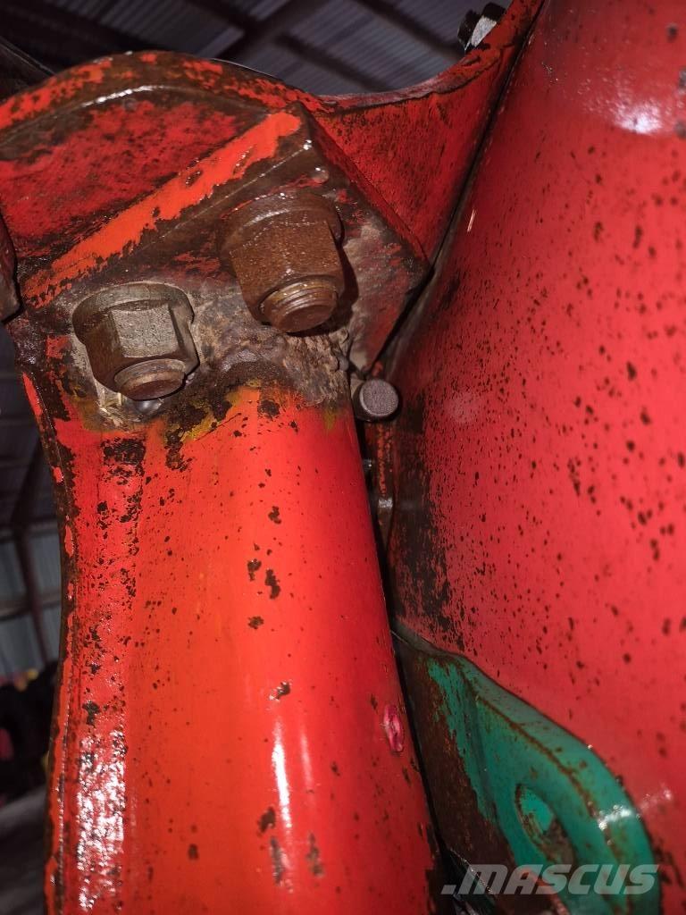 Kverneland EG85 Obračalni plugi