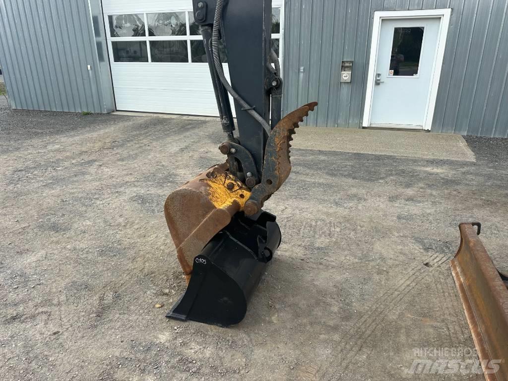 John Deere 35 G Bagri goseničarji