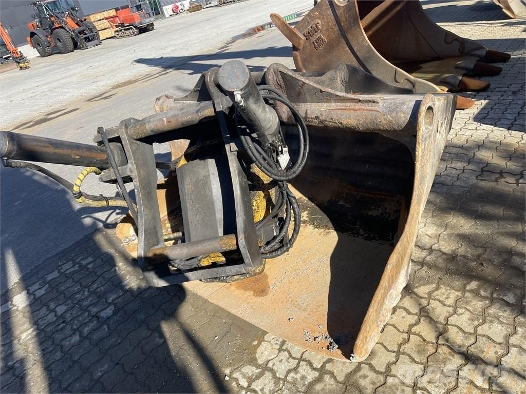 Komatsu PC 240 LC-8 Bagri goseničarji
