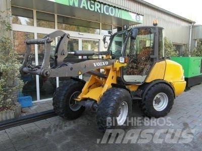 Volvo L25-B Kolesni nakladalci