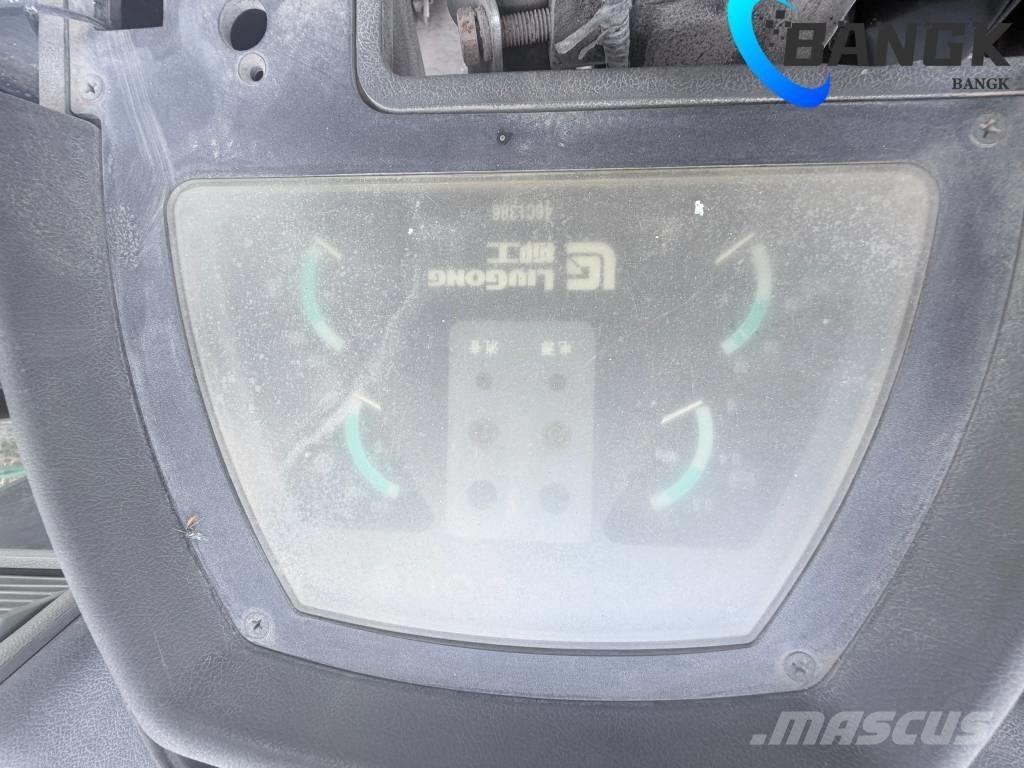 LiuGong 855 H Kolesni nakladalci